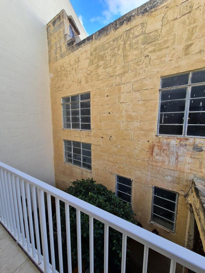 District Hotel Victoria Exterior photo